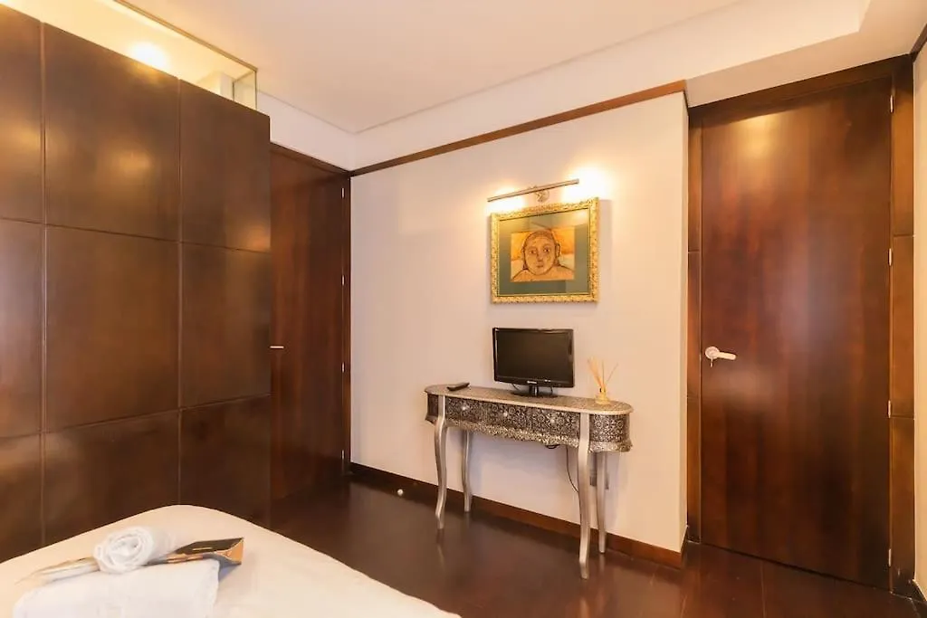 Apartmán Frente Al Parque, En El Centro Bilbao